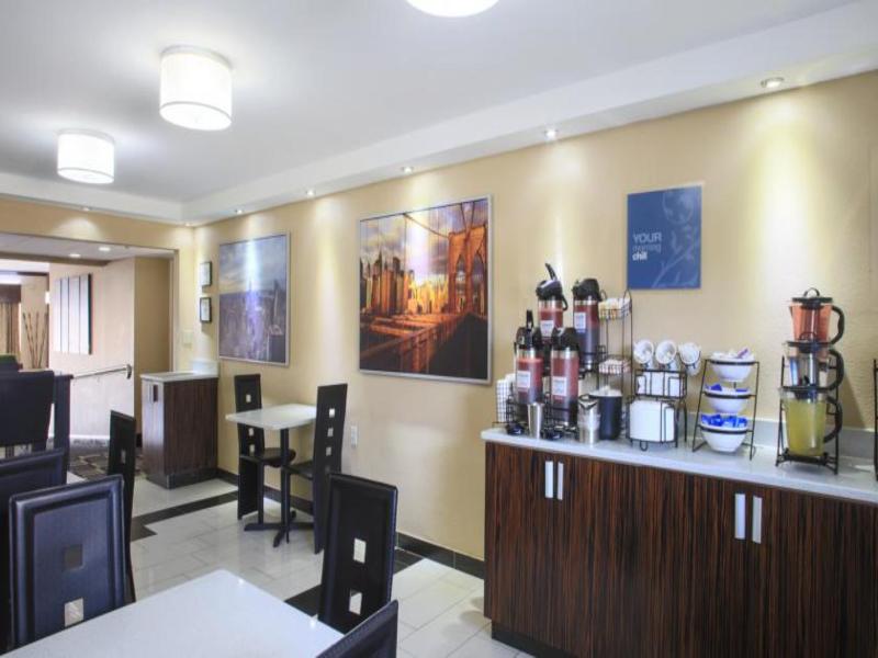 Comfort Inn Edgewater on Hudson River - Restoran