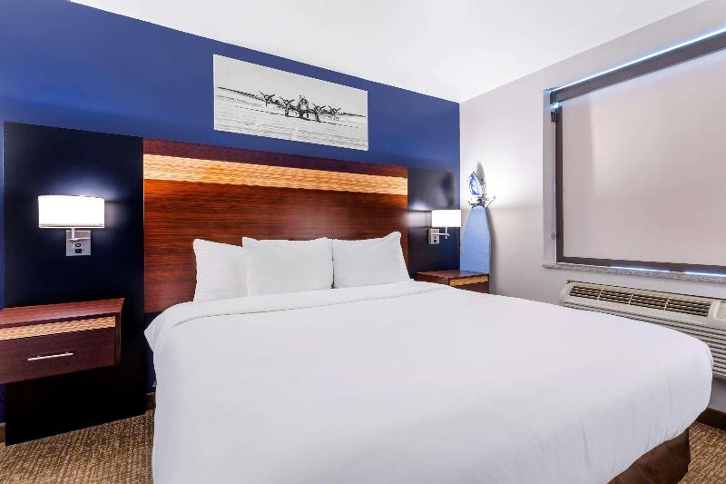 Avion Inn Ascend Hotel Collection - Oda