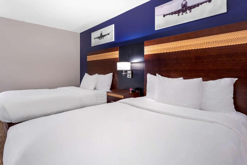 Avion Inn Ascend Hotel Collection - Oda