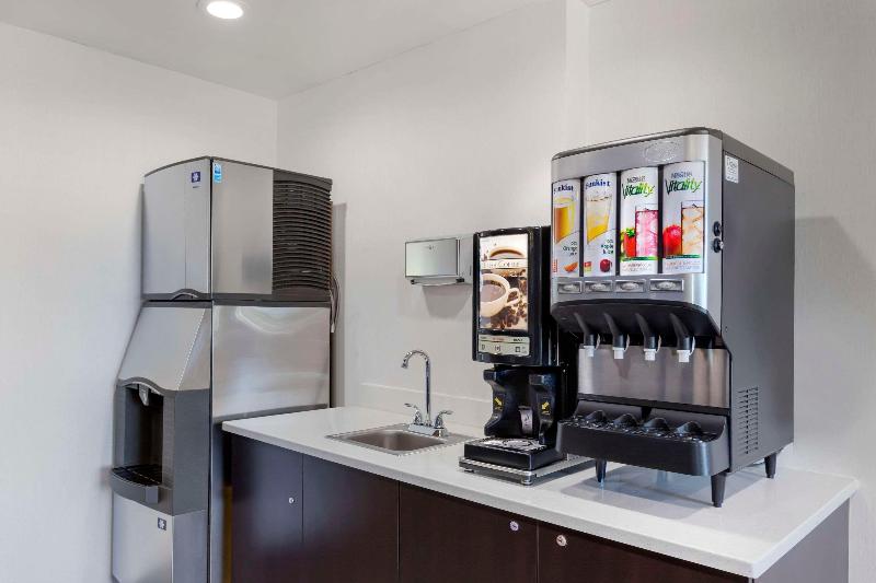 Avion Inn Ascend Hotel Collection - Restoran