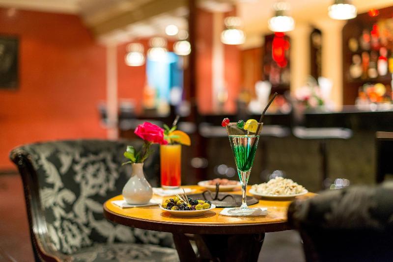 Kennedy Hospitality Resort - Bar