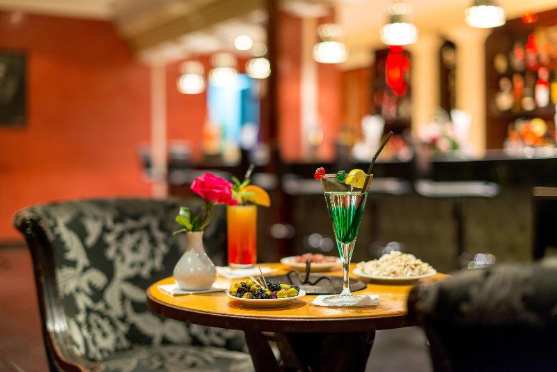 Kennedy Hospitality Resort - Bar