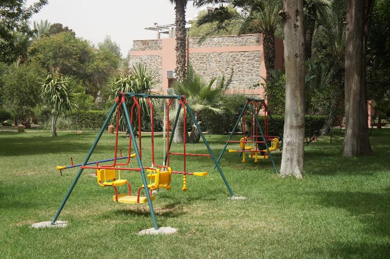 Kennedy Hospitality Resort - Teras