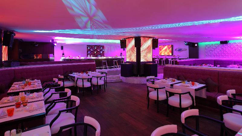 Hilton Alexandria Corniche Hotel - Bar
