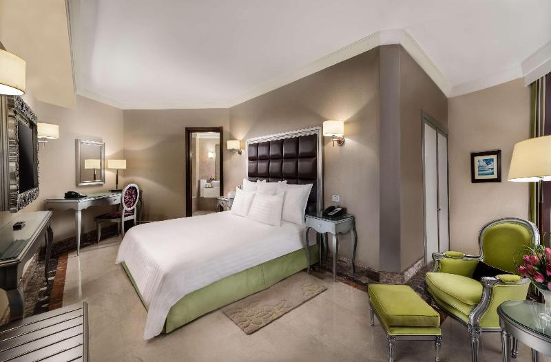 Hilton Alexandria Corniche Hotel - Oda