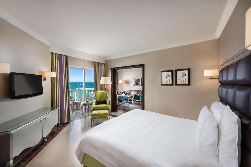 Hilton Alexandria Corniche Hotel - Oda