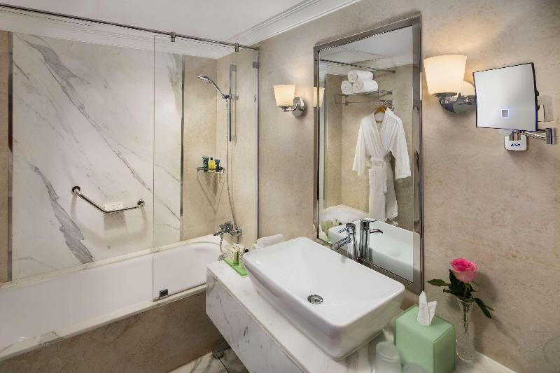 Hilton Alexandria Corniche Hotel - Oda