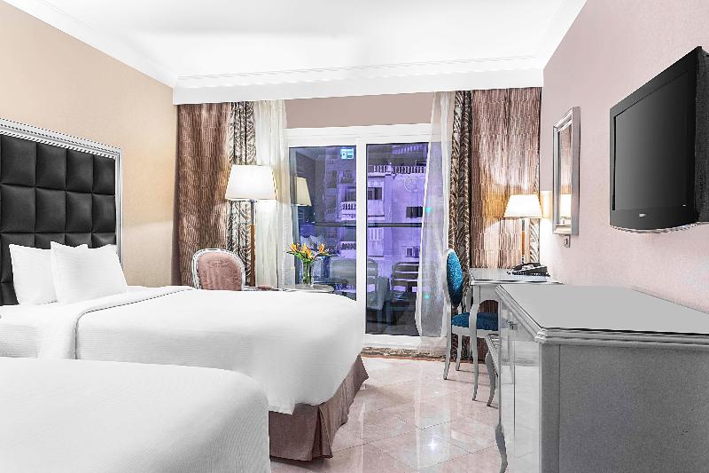 Hilton Alexandria Corniche Hotel - Oda