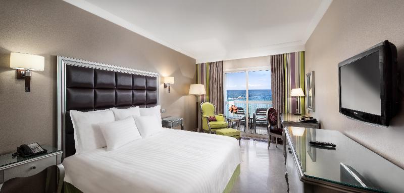 Hilton Alexandria Corniche Hotel - Oda