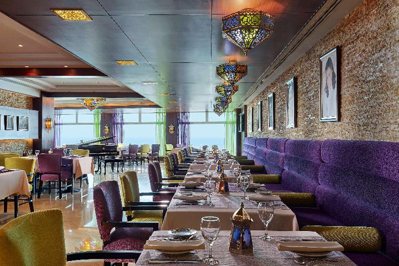 Hilton Alexandria Corniche Hotel - Restoran
