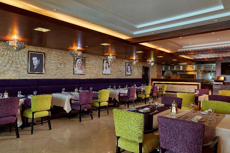 Hilton Alexandria Corniche Hotel - Restoran