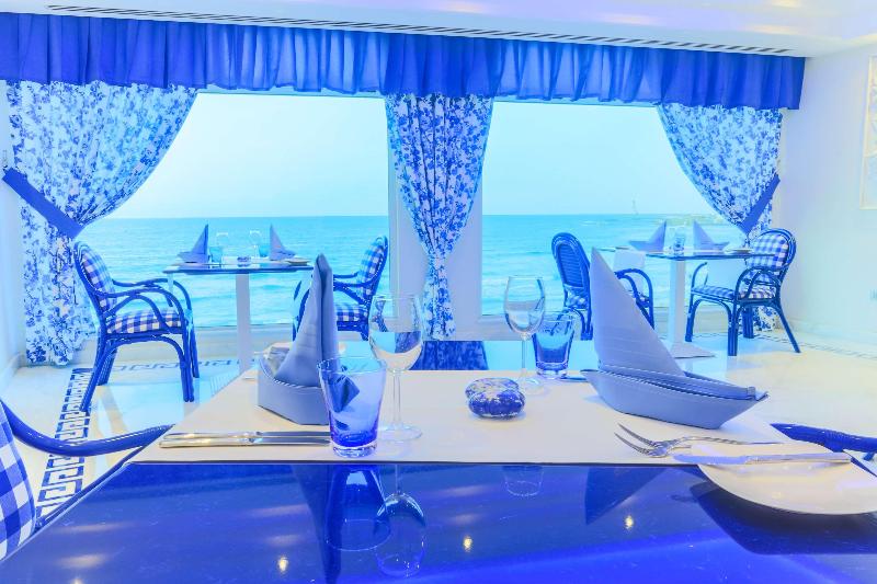 Hilton Alexandria Corniche Hotel - Restoran