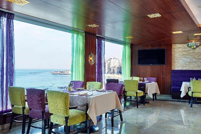 Hilton Alexandria Corniche Hotel - Restoran