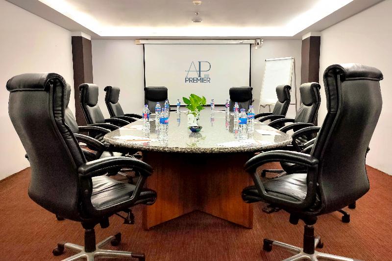 AP Premier Batam - Toplantı