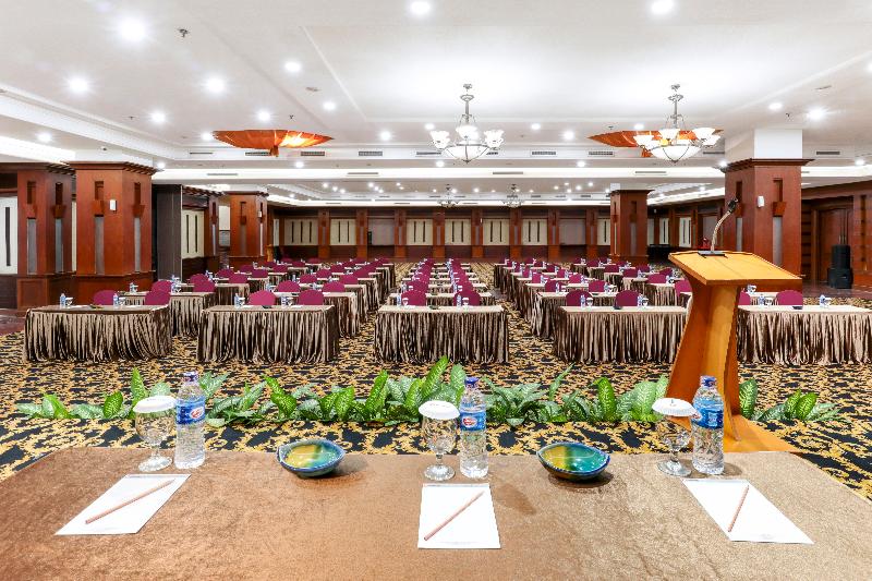 AP Premier Batam - Toplantı