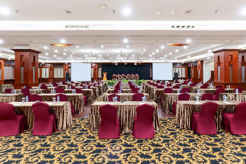 AP Premier Batam - Toplantı