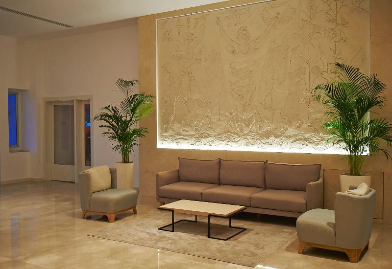 Sunrise Beach Hotel - Lobi