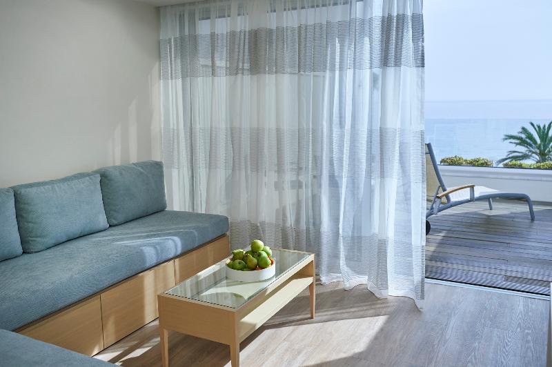 Sunrise Beach Hotel - Oda