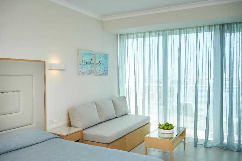 Sunrise Beach Hotel - Oda