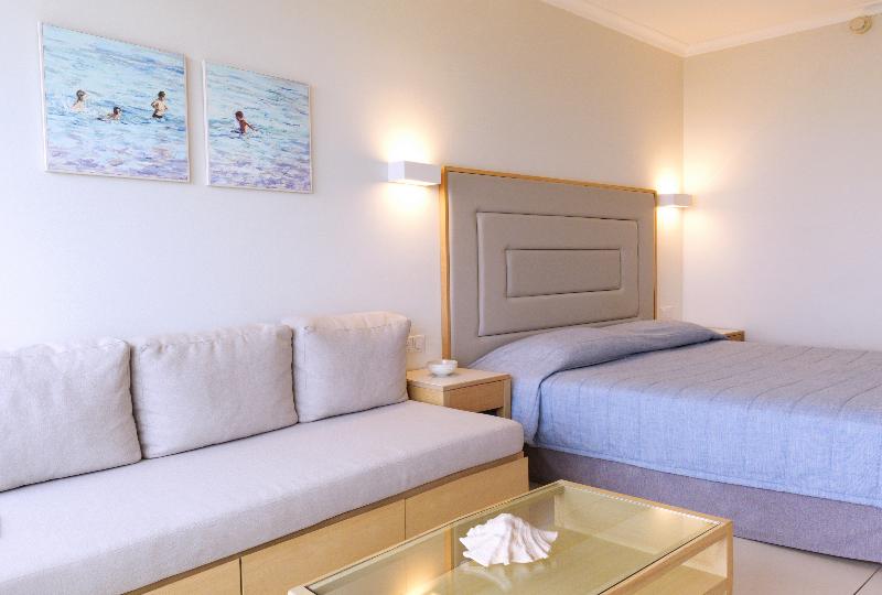 Sunrise Beach Hotel - Oda