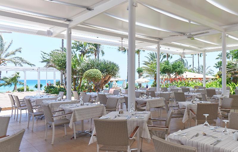 Sunrise Beach Hotel - Restoran