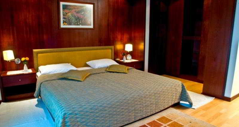 Al Faris 3 Deluxe Hotel Apartments fotoÄŸrafÄ±