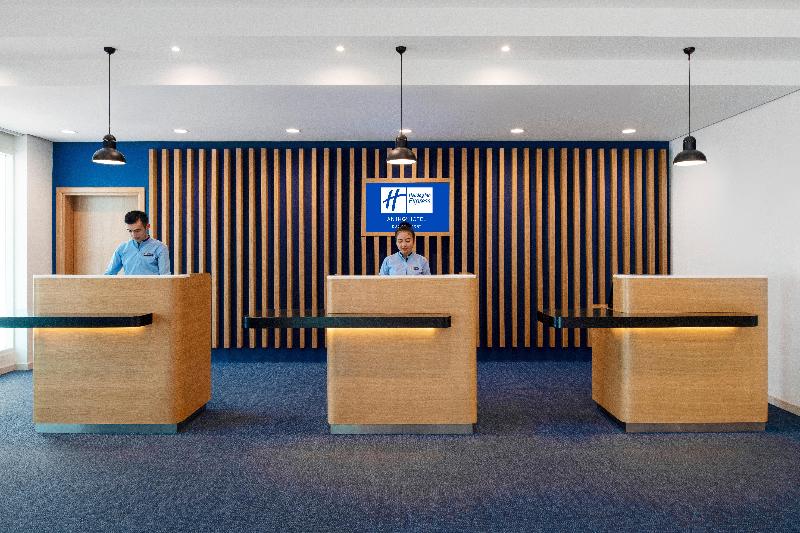 Holiday Inn Express Dubai Airport - Genel