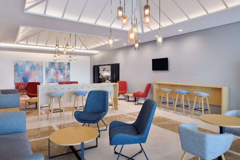 Holiday Inn Express Dubai Airport - Genel