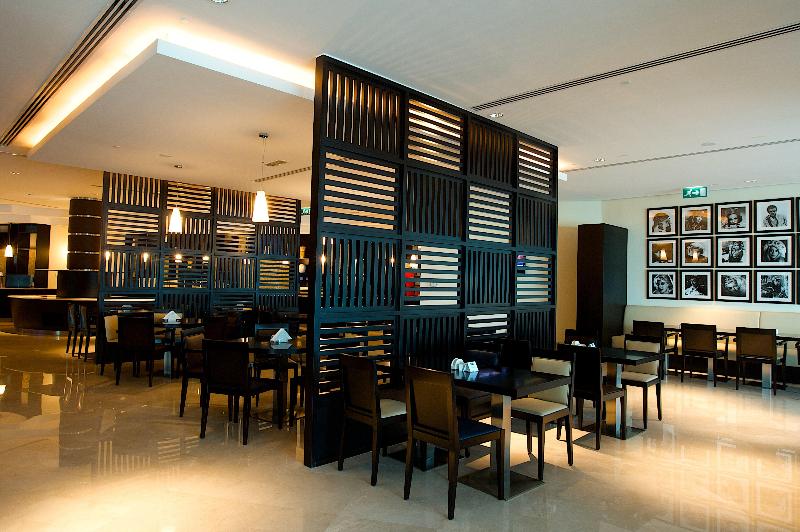 Holiday Inn Express Dubai Airport - Restoran