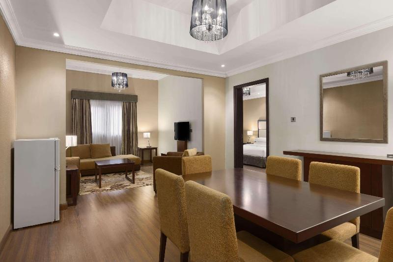 Ramada Hotel & Suite Ajman - Oda