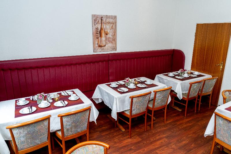 Lumen am Hauptbahnhof - Restoran