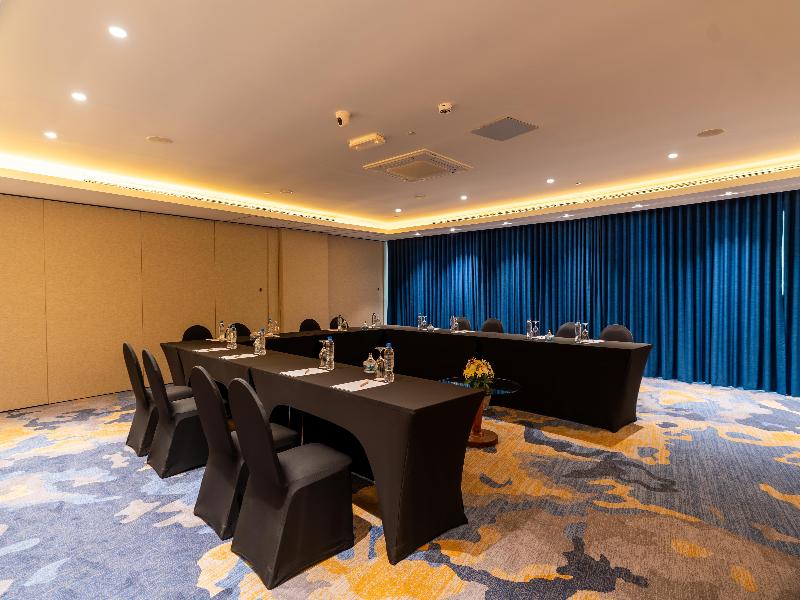 DoubleTree by Hilton Dubai Port Saeed - Toplantı