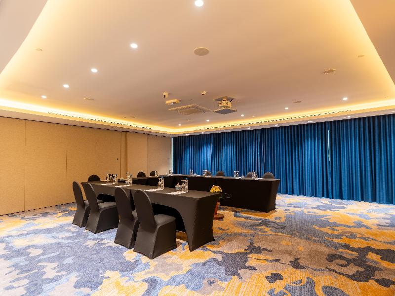 DoubleTree by Hilton Dubai Port Saeed - Toplantı