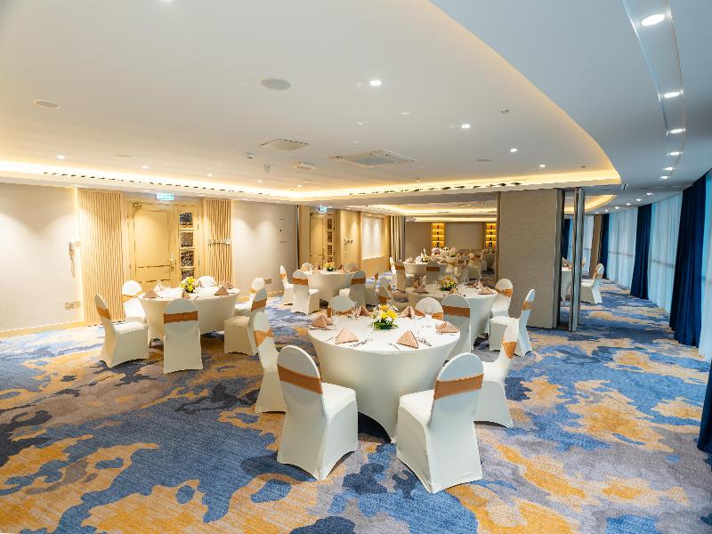 DoubleTree by Hilton Dubai Port Saeed - Toplantı