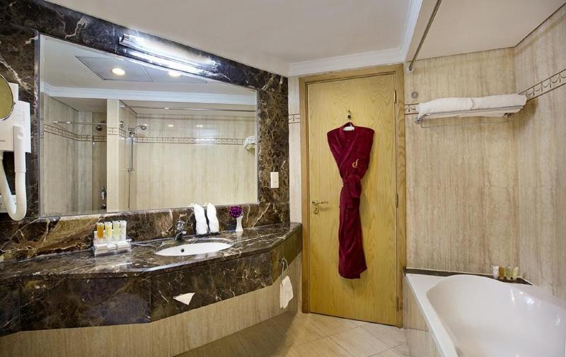 DoubleTree by Hilton Dubai Port Saeed - Oda