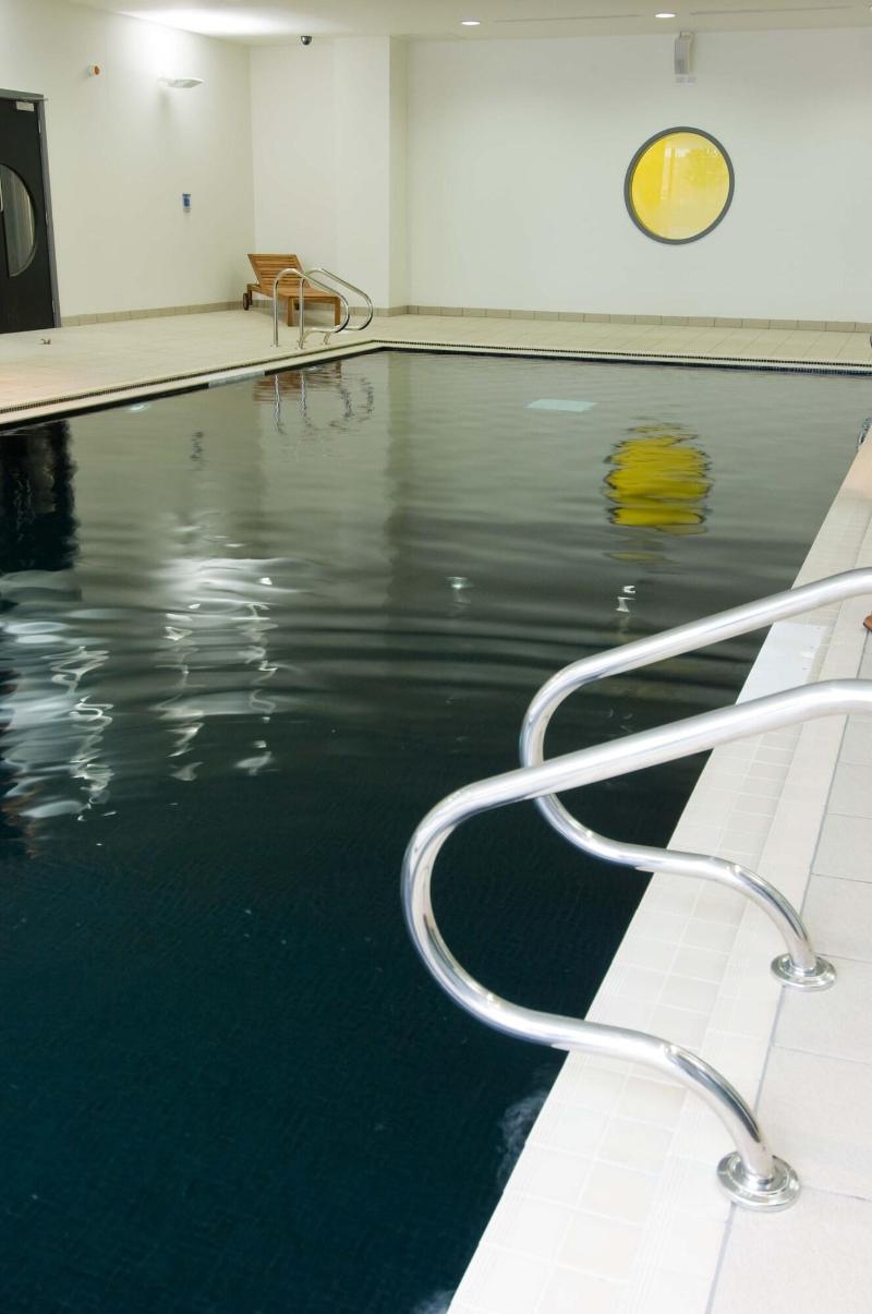 Park Inn by Radisson Manchester City Centre - Havuz