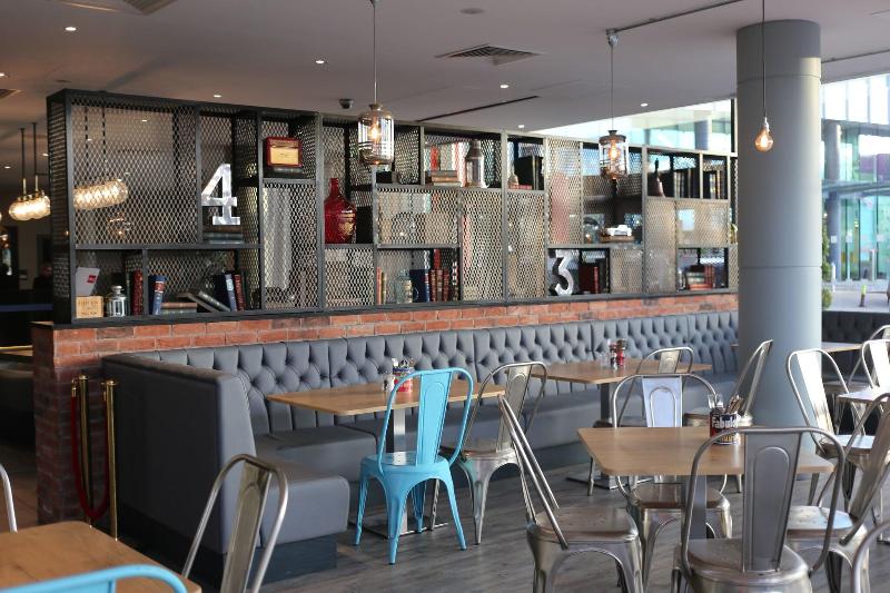 Park Inn by Radisson Manchester City Centre - Restoran