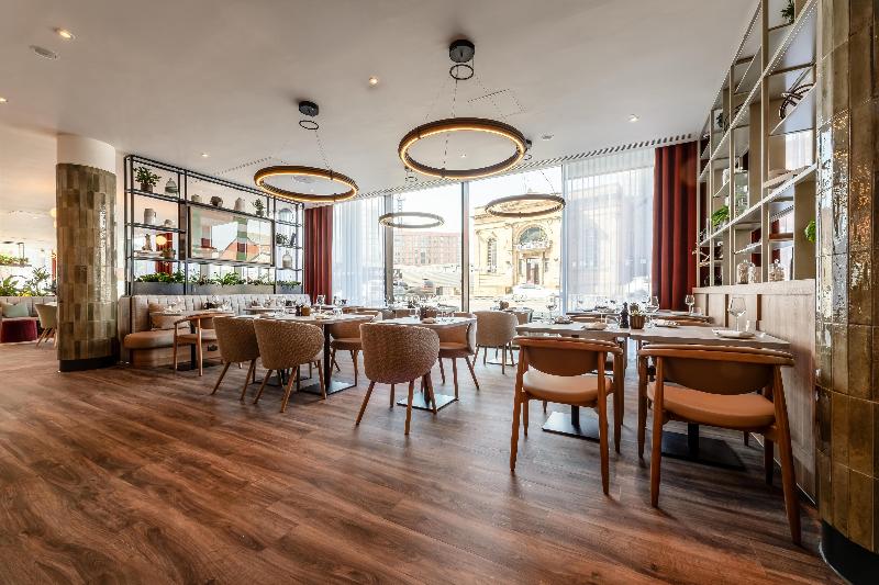 Park Inn by Radisson Manchester City Centre - Restoran