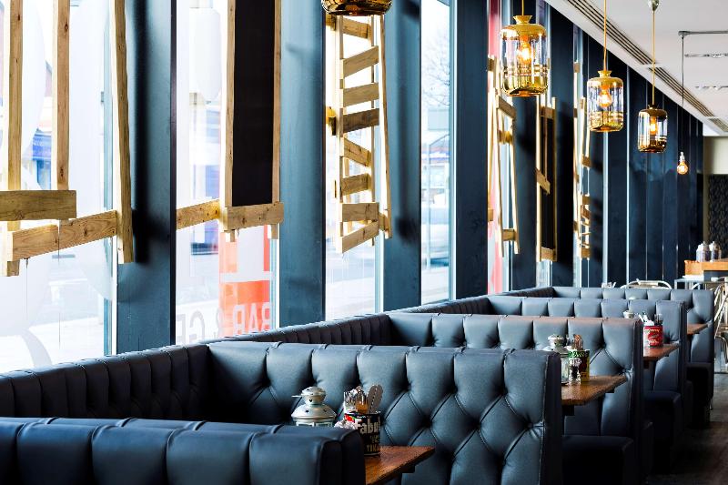 Park Inn by Radisson Manchester City Centre - Restoran