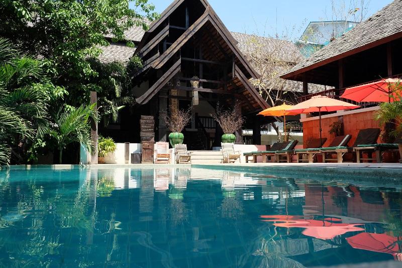 Rainforest ChiangMai Hotel - Havuz