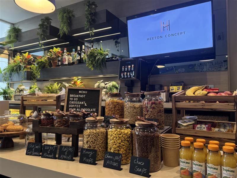 Heeton Concept Kensington - Restoran
