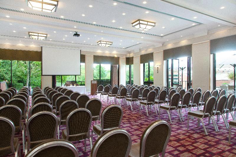 VILLAGE HOTEL READING - Toplantı