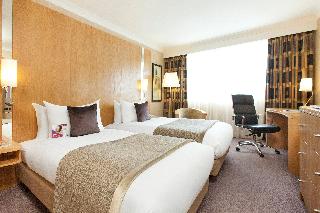 VILLAGE HOTEL READING fotoÄŸrafÄ±