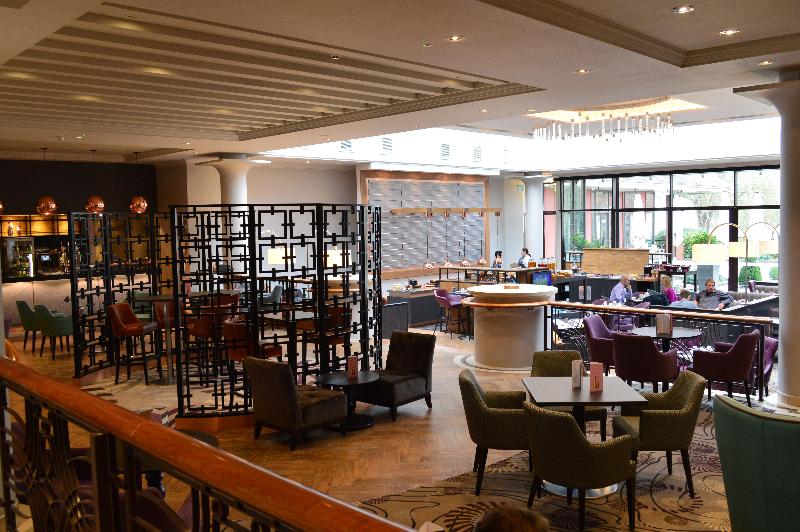 VILLAGE HOTEL READING - Restoran