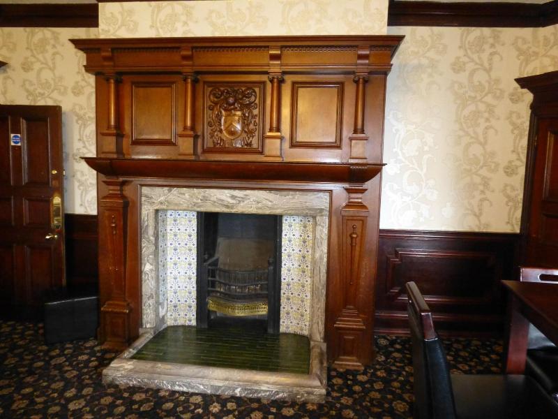 Maes Manor Country Hotel - Lobi
