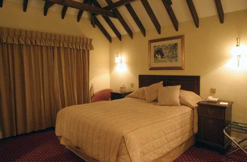 Hurtwood Hotel Bed & Breakfast fotoÄŸrafÄ±