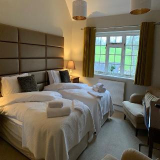Hurtwood Hotel Bed & Breakfast fotoÄŸrafÄ±