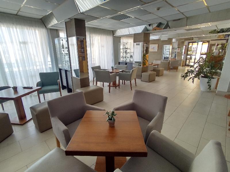 Napa Prince Hotel Apartments - Lobi