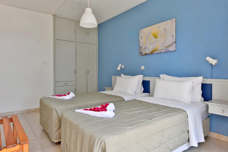 Napa Prince Hotel Apartments - Oda