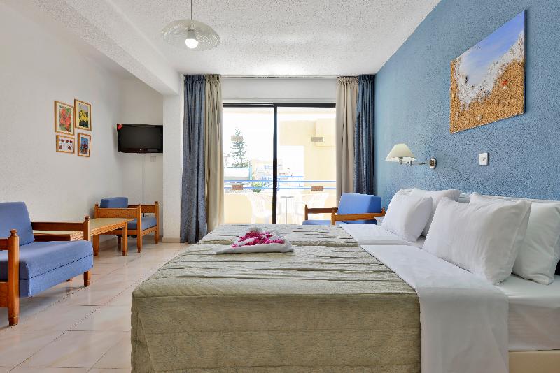 Napa Prince Hotel Apartments - Oda